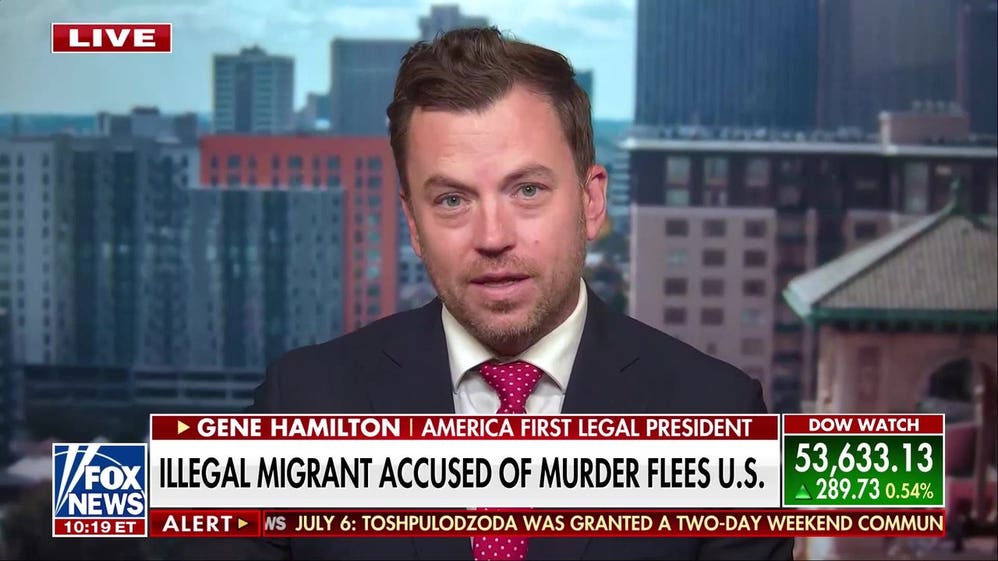 Illegal immigrant accused murder flees US