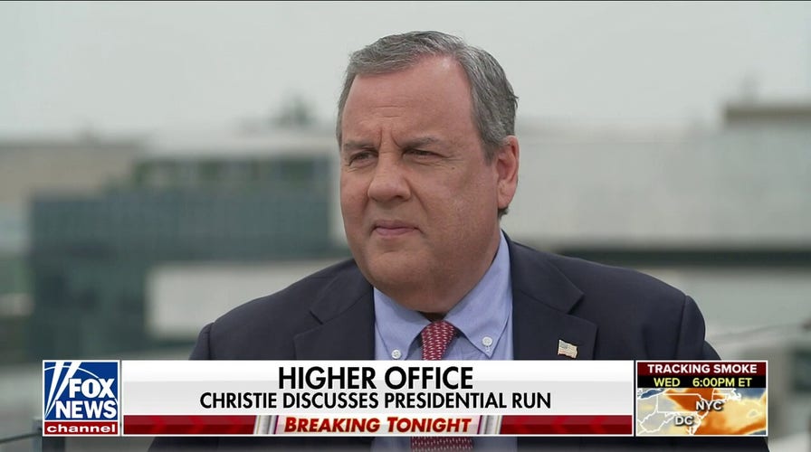 Christie flames Trump's 'political failures' in Fox interview