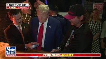 Trump makes stop at PubKey, a Bitcoin bar in NYC