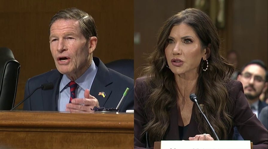 Dem Senator's stunt goes sideways after GOP critic torches him during immigration hearing