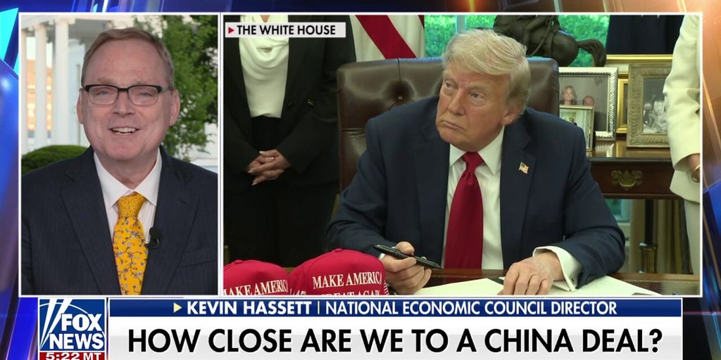 Trump is open to talks with China, economic official says