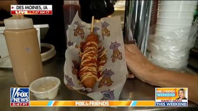 Steve Doocy, Gov. Kim Reynolds sample wild new Iowa State Fair foods