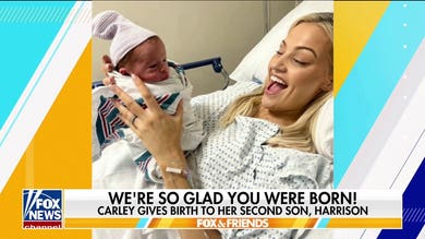 Carley Shimkus welcomes second child
