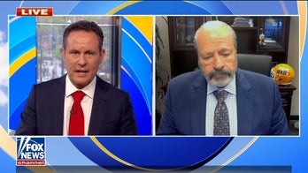 Kilmeade confronts Dem Texas mayor for not calling out Biden over migrant surge: 'He destroyed your city'