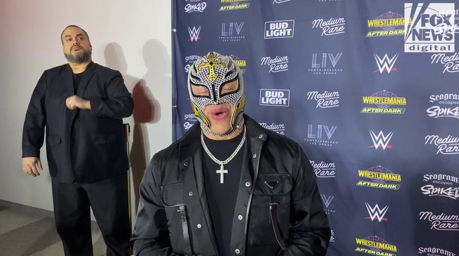 Rey Mysterio vows to unmask El Grande Americano