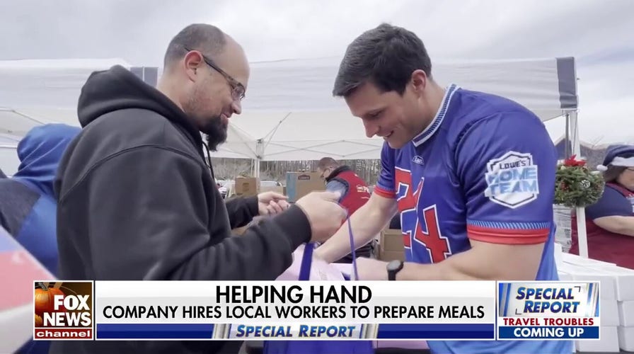 Volunteers making an impact serving Thanksgiving meals to hurricane victims