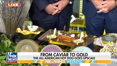 Chef serves up $100 luxury 'Golden Glizzy' hot dog with caviar