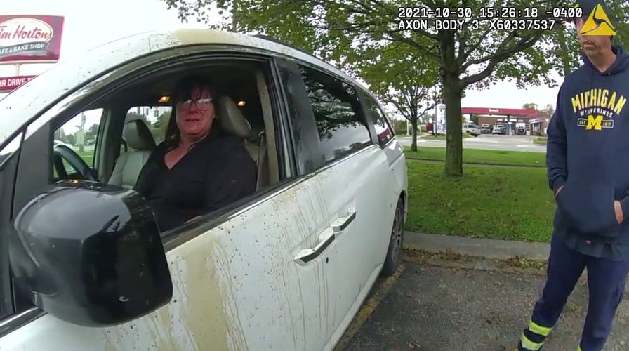 Tim Hortons employee throws coffee at customer during argument