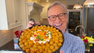 Steve Doocy shares how to cook his Iowa Caucus Casserole - Fox News