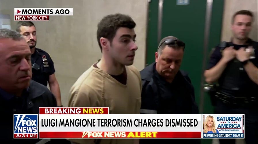 Judge dismisses Luigi Mangione state terrorism charges