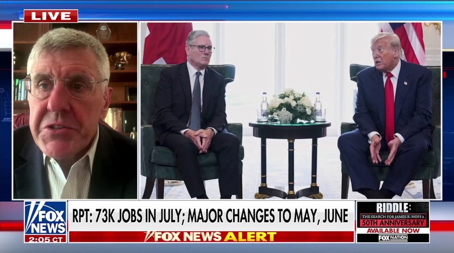 If Trump continues to do this, the economy will improve, says former economic advisor