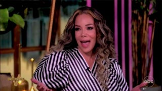Sunny Hostin claims crisis in Los Angeles caused by ICE during 'The View'