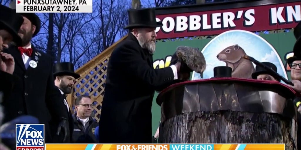 Crowds flock to Punxsutawney for annual Groundhog Day celebration