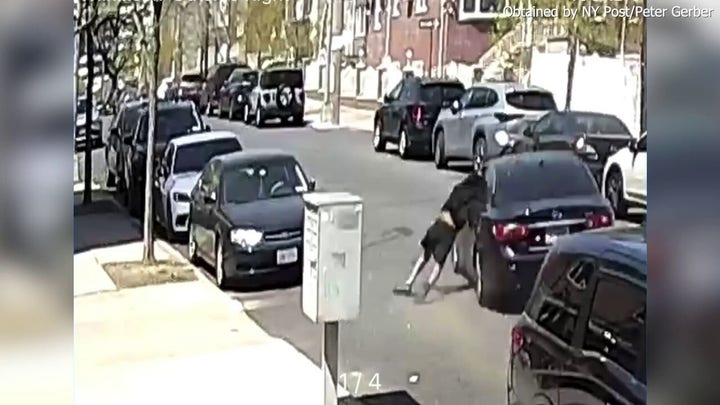 NY man dragged through the Bronx by car thief