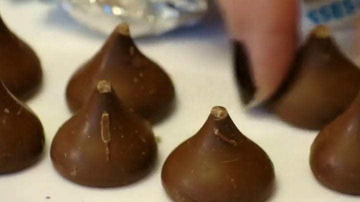 Hershey's Kisses teardrop shape at center of trademark dispute