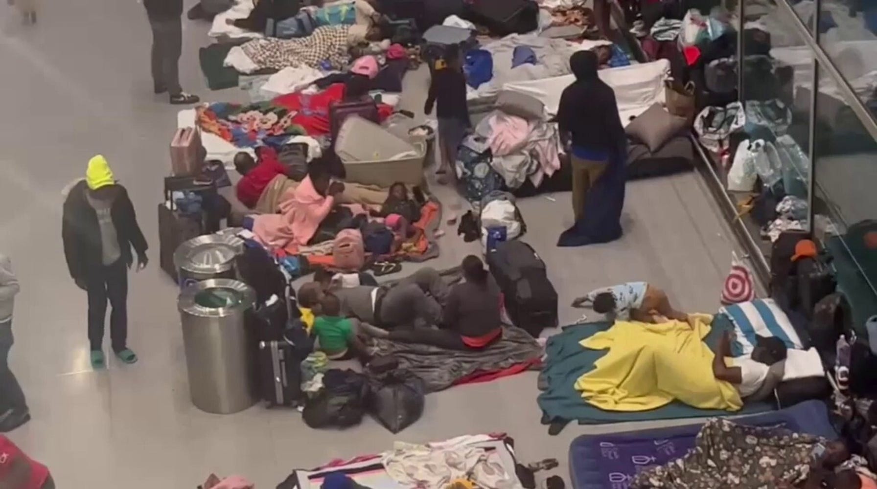 Massachusetts Sends Officials to Southern Border to Warn Migrants of Full Shelters