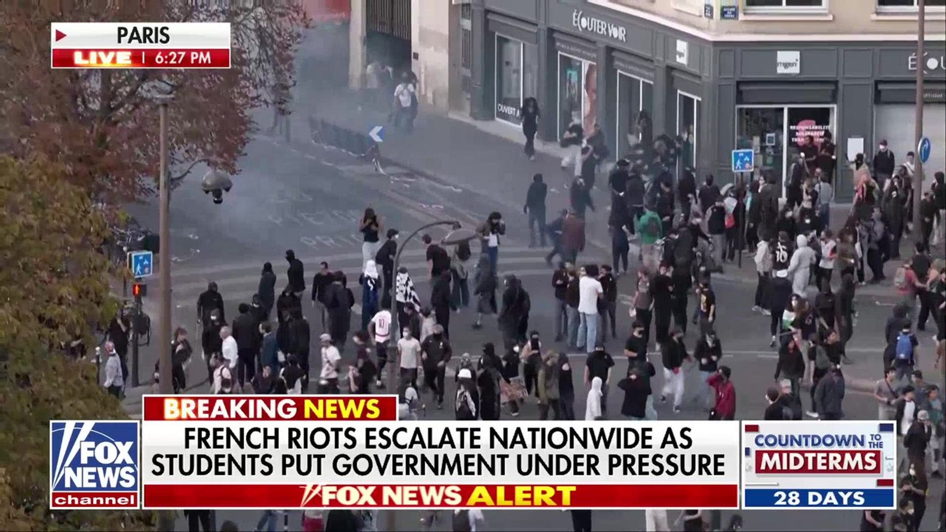French government faces rising pressure as riots spread