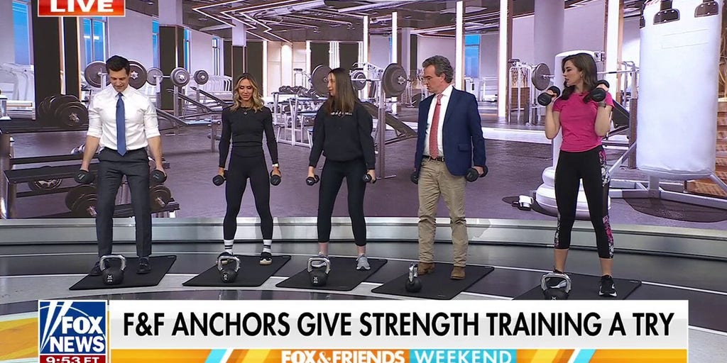 ‘Fox & Friends Weekend’ anchors do strength training exercises with fitness expert