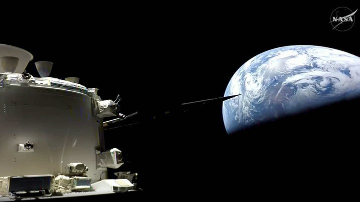 WATCH LIVE: Artemis II crew to splash down in the Pacific Ocean after historic lunar flyby