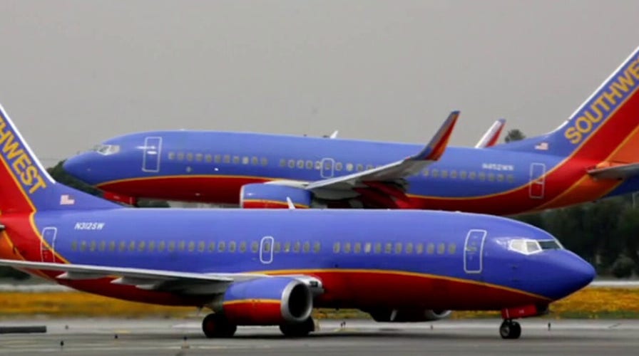 Airlines brace for summer delays after FAA warning