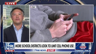 Mark SooHoo on delaying smartphones until 8th grade:' Let kids be kids' - Fox News