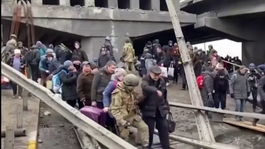 Evacuations halt as Russia violates ceasefire
