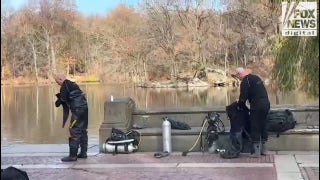 NYPD SCUBA Team prepare to search the lake in Central Park - Fox News