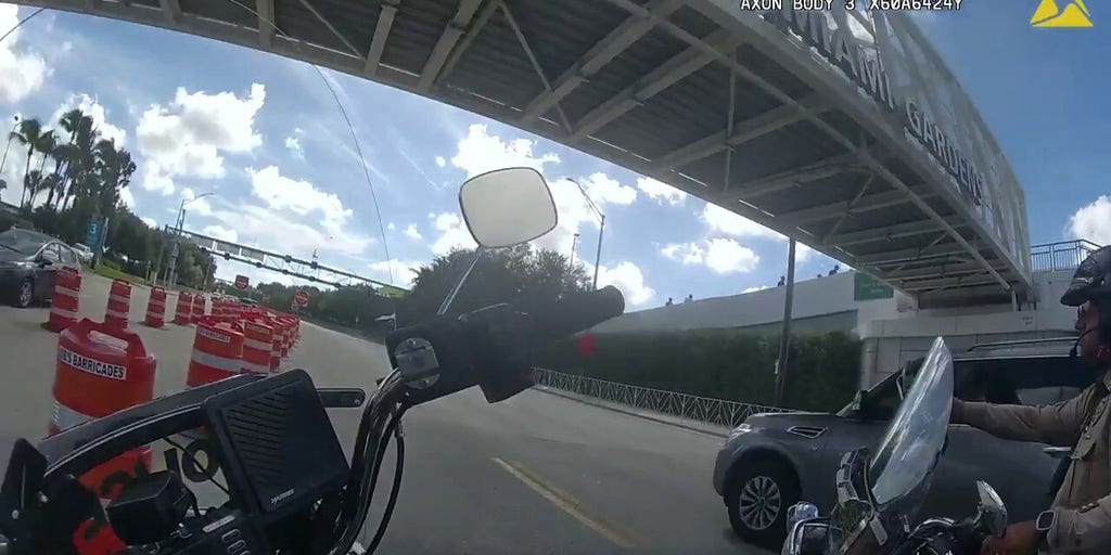 Bodycam footage of Tyreek Hill's detention before Dolphins game released