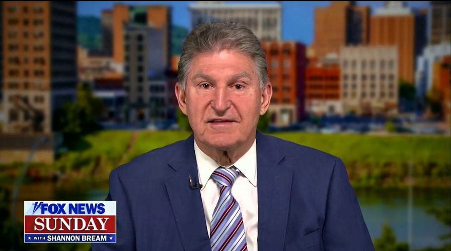 Joe Manchin slams Biden admin on electric vehicle tax credits: 'Very disappointed'