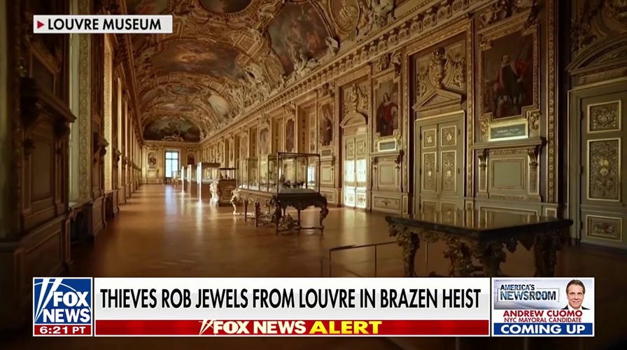 Louvre Museum jewel heist 'right out of a movie'