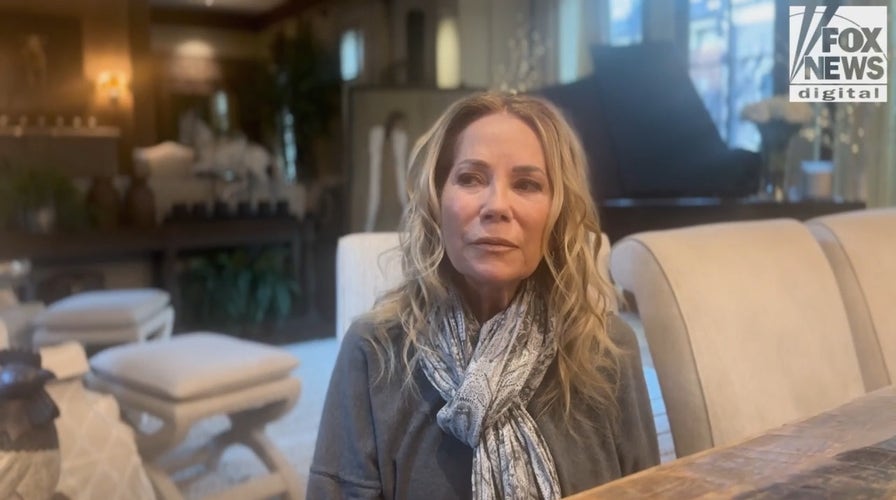 Kathie Lee Gifford shared however  she honored her precocious   hubby  connected  the 10th day  of his death