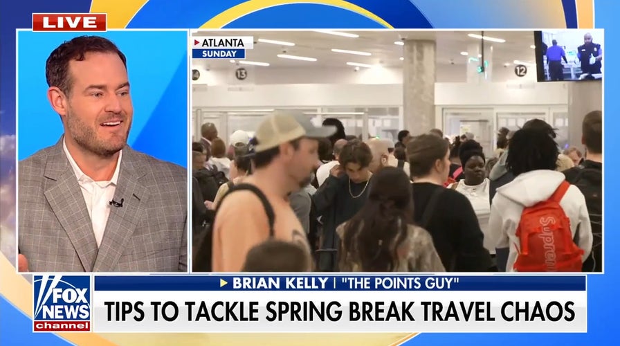 Travel influencer gives tips for outpouring  interruption  question   amid airdrome  chaos