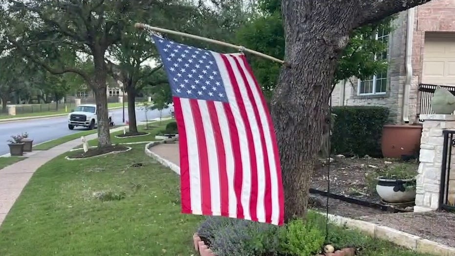 Flagpole austin flag and Austin Flag