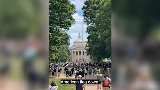 North Carolina students outraged after anti-Israel mob tears down American flag