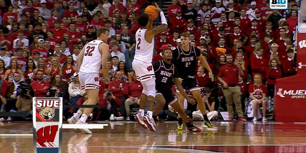 Nick Boyd drains pull-up 3-pointer, extending Wisconsin's lead over SIU Edwardsville