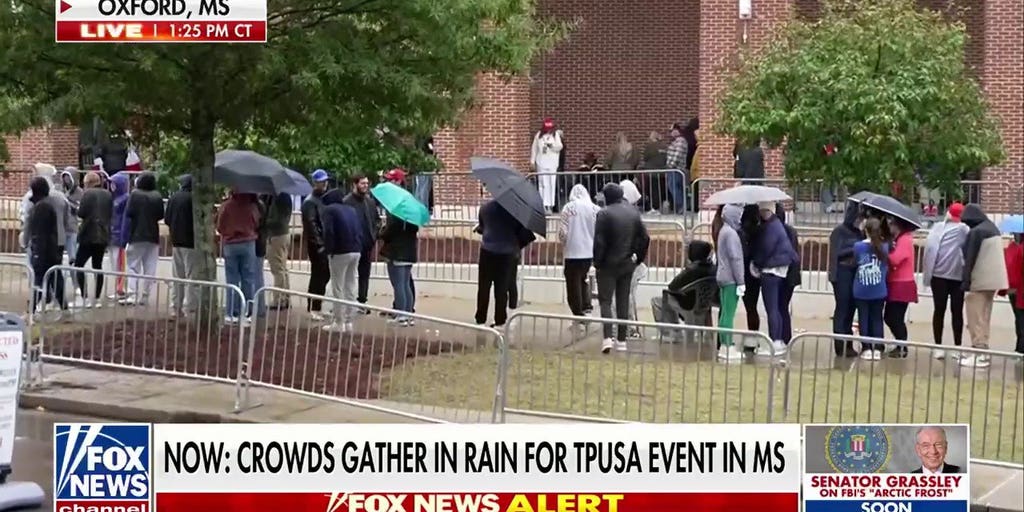 Crowds gather for Turning Point USA event despite rain | Fox News Video