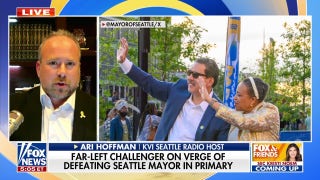 'The Mamdani effect' impacting mayoral race in Seattle as far-left challenger gains steam