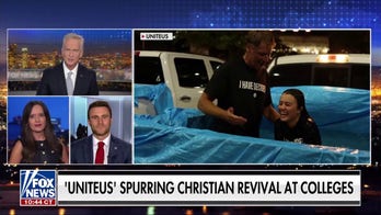 Christian organization baptizing college students looking for ‘hope’