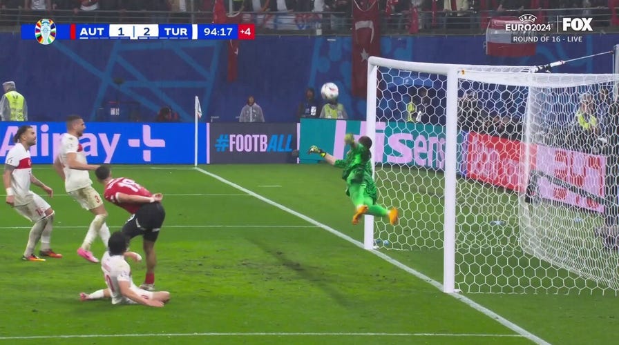 Mert Günok's save in stoppage time propels Türkiye to a 2-1 victory over Austria | UEFA Euro 2024