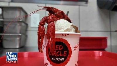Texas restaurant serving crawfish ice cream