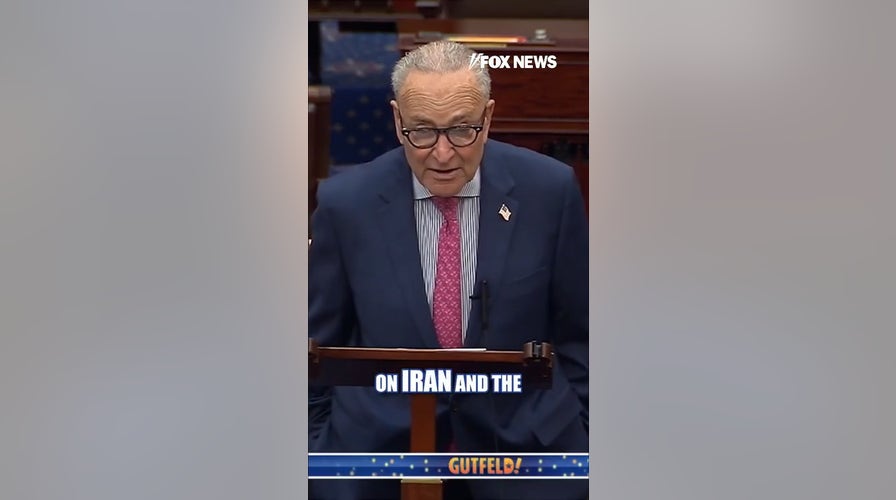 Schumer appears to break wind on Senate floor