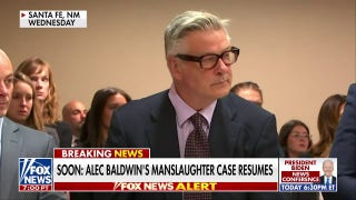 Alec Baldwin arrives for Day 3 of ‘Rust’ manslaughter trial - Fox News