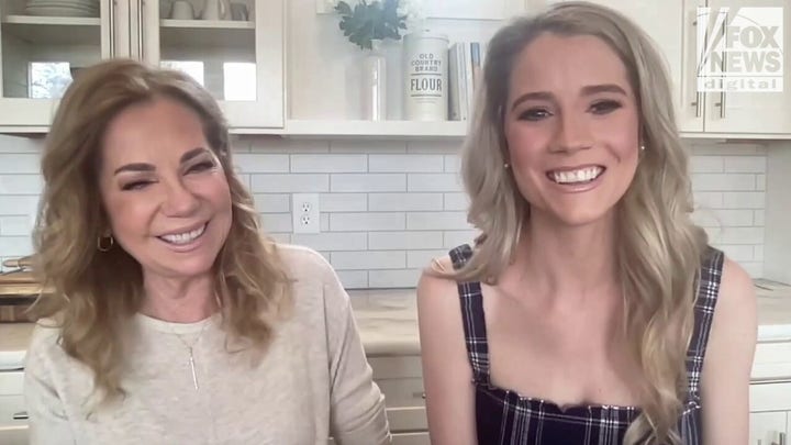 Kathie Lee Gifford and her daughter talk about working with Roma Downey on ‘The Baxters’