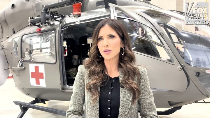 Noem expone FEMA sin dejar de insistir en su compromiso de «deshacerse» de la agencia «tal y como es hoy en día» 