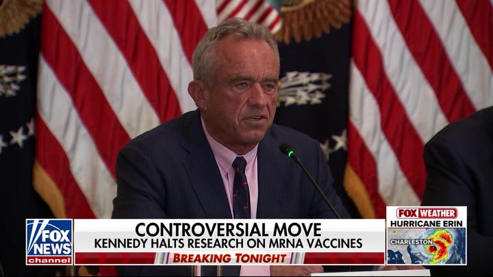 RFK Jr. fighting to change COVID vaccine recommendations for children and pregnant women