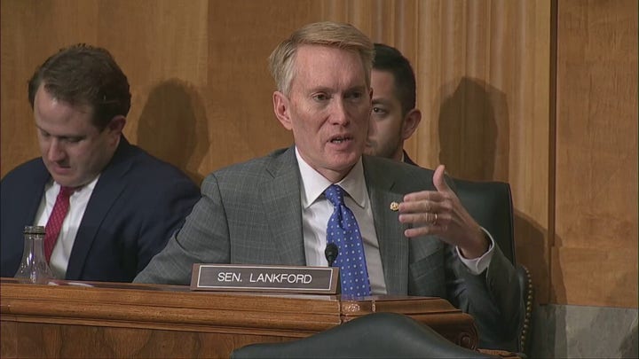 Sen. Lankford grilled Mayorkas on the future of border security after lifting of Title 42.