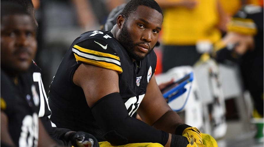 Steelers’ Stephon Tuitt chooses to stand for flag
