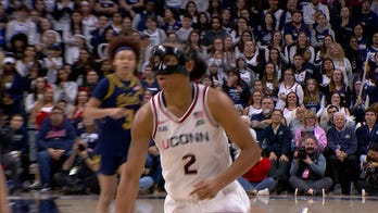 UConn’s KK Arnold Attacks the Rim for And-One Finish vs. Notre Dame