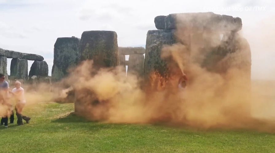 Climate activists vandalize Stonehenge by spraying orange powder