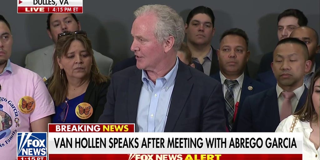 Democrat senator speaks after visiting Abrego Garcia: This is 'shocking' to the 'intuitive sense of liberty'